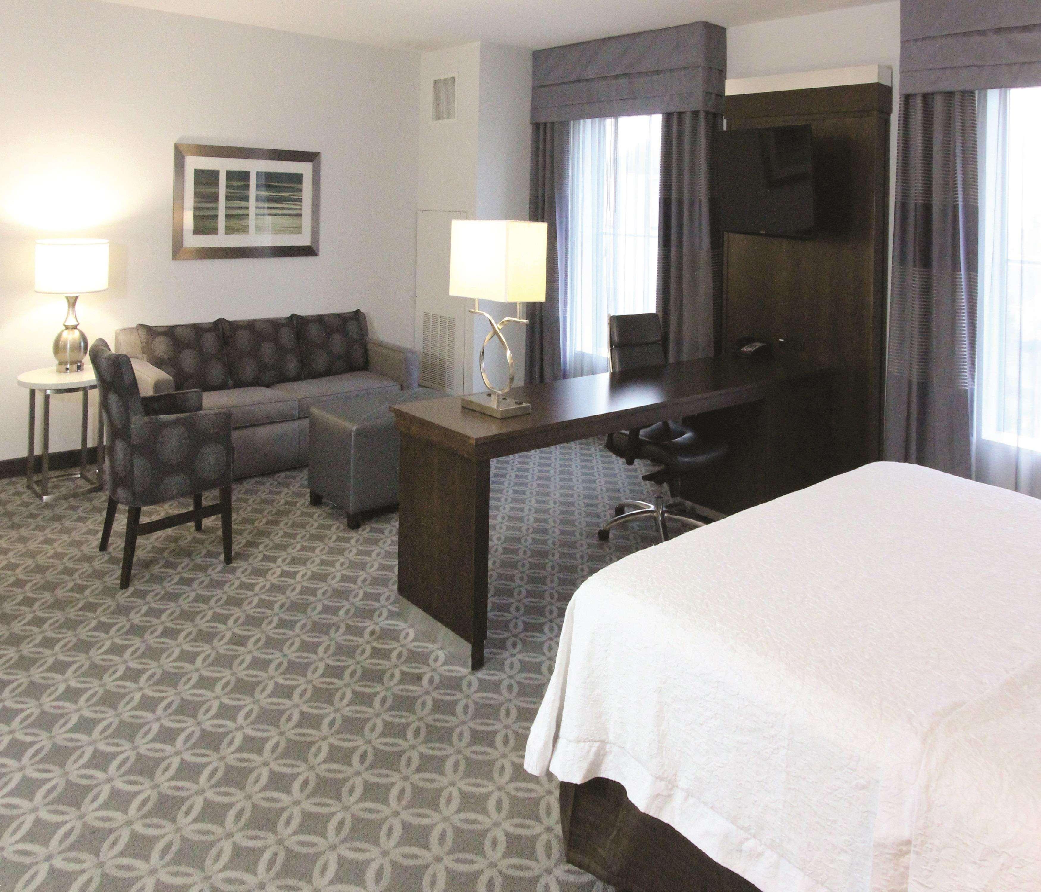 Hampton Inn & Suites Columbia/Southeast-Fort Jackson Exteriör bild